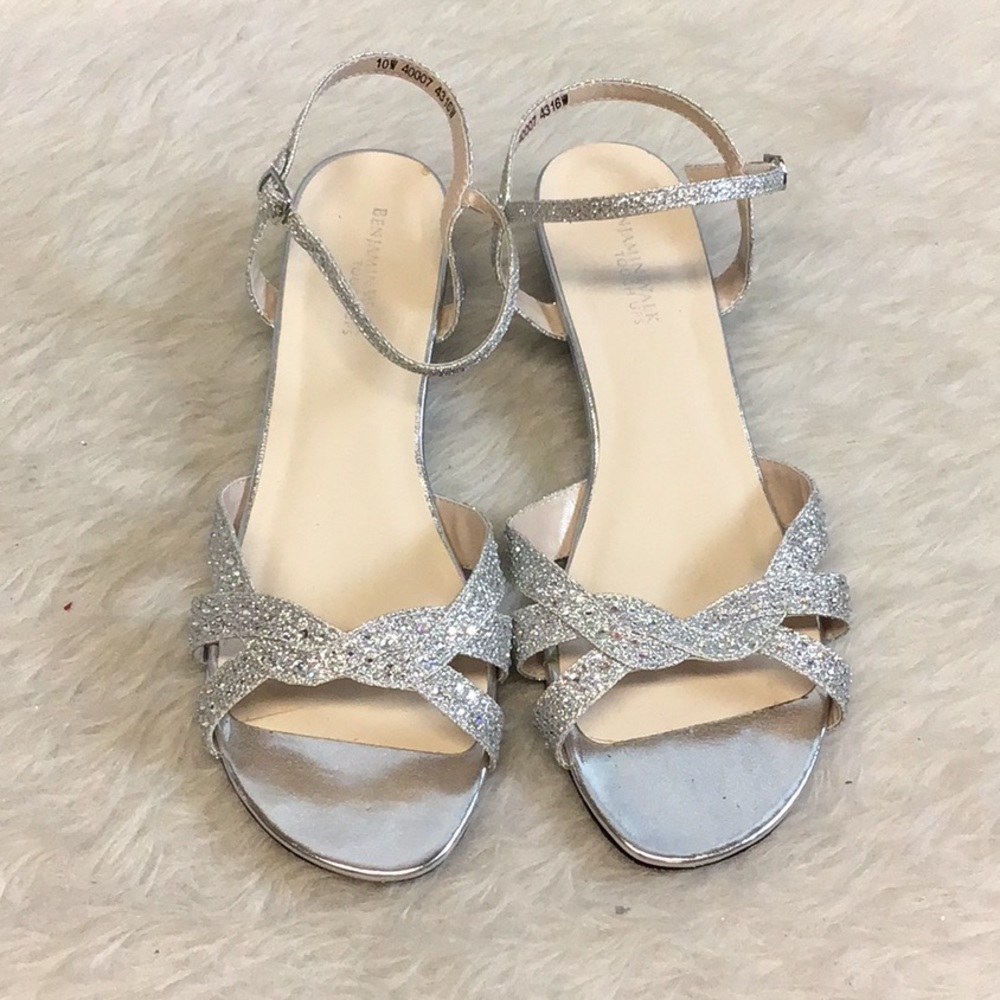 Benjamin Walk Touch Ups Sandals size 10W